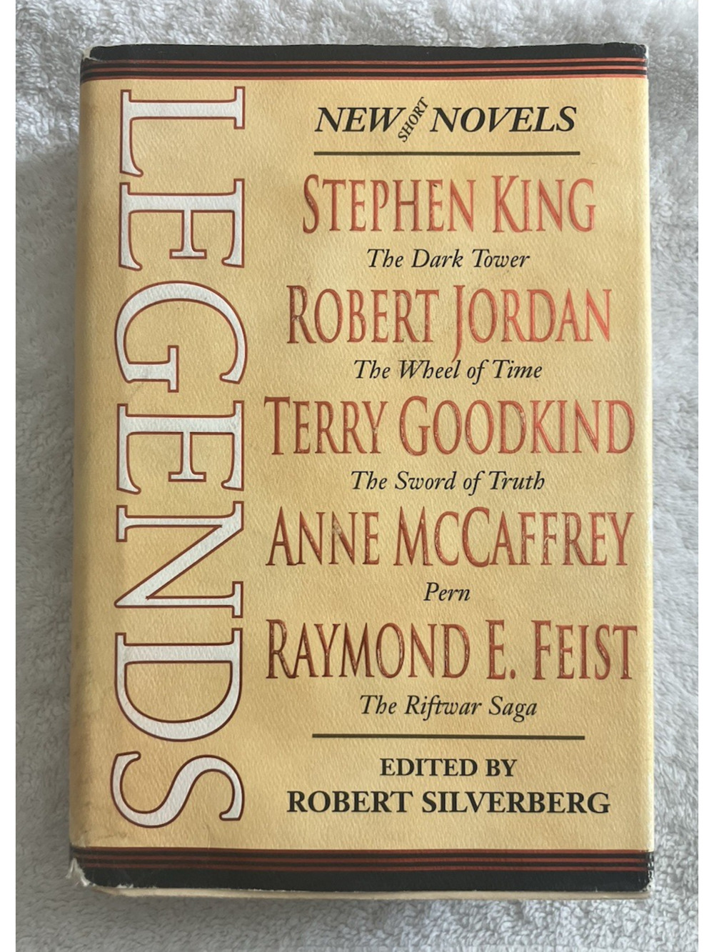 LEGENDS: New Short Novels, Stephen King, Robert Jordan 1998 HC/DJ First EDITION